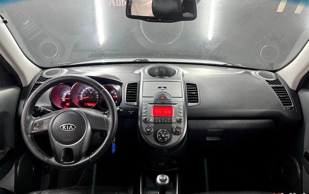 imagem-https://www.socarrao.com.br/sc-vehicle-images-prod/4380441/1792244539207-003_1cc1936252325ad9acd50f83753e8a3c.jpg