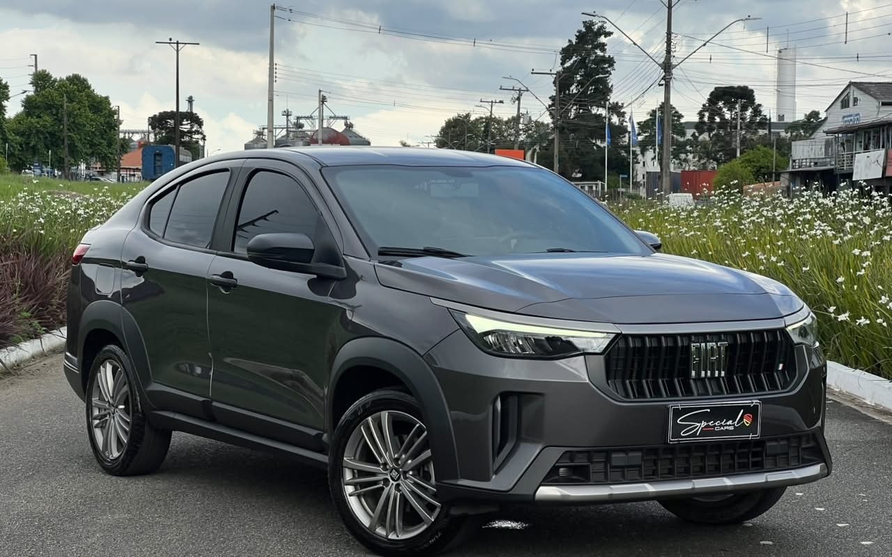Fiat Fastback 2026 Cinza — foto 1 de 3