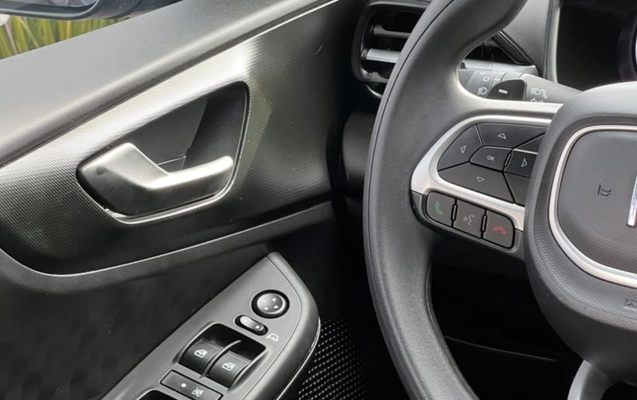 imagem-https://www.socarrao.com.br/sc-vehicle-images-prod/4380444/1792244588234-V2hhdHNBcHAgSW1hZ2UgMjAyNi0xMC0xNiBhdCAxNi40MS4wNiAoMSkuanBlZw.jpeg