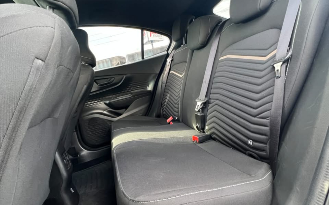 imagem-https://www.socarrao.com.br/sc-vehicle-images-prod/4380444/1792244588383-V2hhdHNBcHAgSW1hZ2UgMjAyNi0xMC0xNiBhdCAxNi40MS4wNi5qcGVn.jpeg