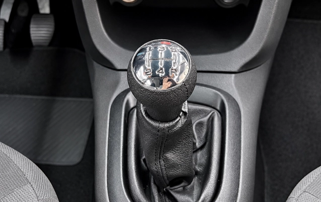 imagem-https://www.socarrao.com.br/sc-vehicle-images-prod/4380449/1792244647981-13_025807.jpg