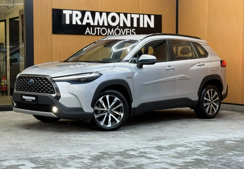 Toyota Corolla Cross 2022 Prata — foto 1 de 3