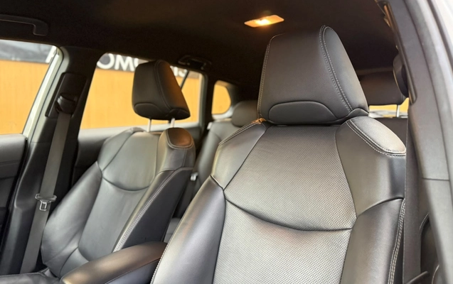 imagem-https://www.socarrao.com.br/sc-vehicle-images-prod/4380454/1792244909970-003_770c5b12f258a5bdacabfa5f54ba89cb.jpg