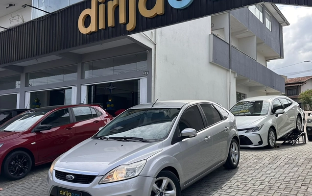 imagem-https://www.socarrao.com.br/sc-vehicle-images-prod/4380457/1792245093620-0257b2ea-831f-475b-be42-6adfa018b6d0.jpeg