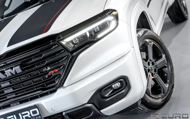 imagem-https://www.socarrao.com.br/sc-vehicle-images-prod/4380464/1792587067622-8acf8e19df674df482b3b4fced2802bf_1792587040835.jpg