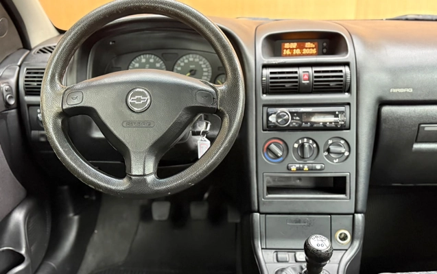 imagem-https://www.socarrao.com.br/sc-vehicle-images-prod/4380468/1792245516403-003_c3cc8171b743df837427d93c807d5bc9.jpg