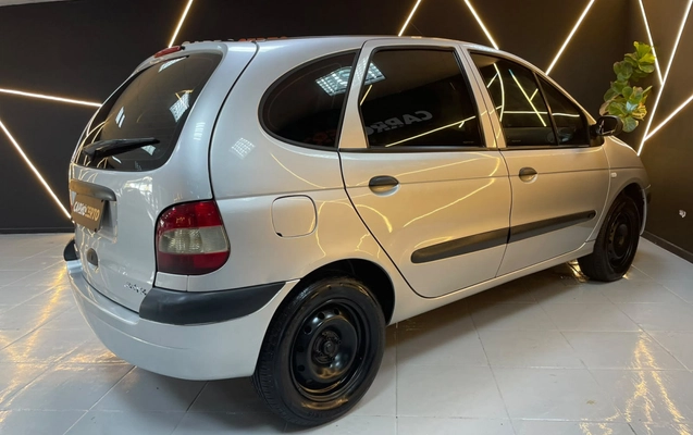 imagem-https://www.socarrao.com.br/sc-vehicle-images-prod/4380471/1792245649236-hP1ehMlhblPaOPkdftNOUuoHfAfkTNic.jpg