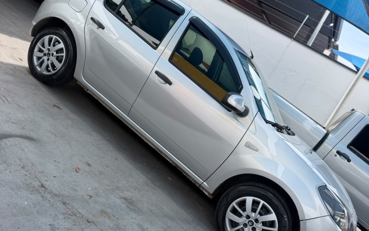 imagem-https://www.socarrao.com.br/sc-vehicle-images-prod/4380473/1792245886568-YzEzYTRlZjMtNDM3NC00MDM0LTgwNmMtMWNmMjkxMjgyNDAyLmpwZWc.jpeg