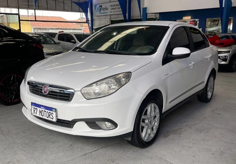 Fiat Grand Siena ESSENCE 1.6 Flex 16V 2014 Branco — foto 1 de 3