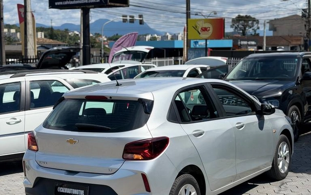 imagem-https://www.socarrao.com.br/sc-vehicle-images-prod/4380489/1792246593442-69436ad382e830fa5.jpg