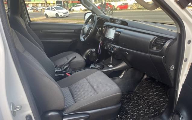 imagem-https://www.socarrao.com.br/sc-vehicle-images-prod/4380498/1792529708459-kfugd1AjmMWB9oaNxKaMINieTo0Zteel.jpg