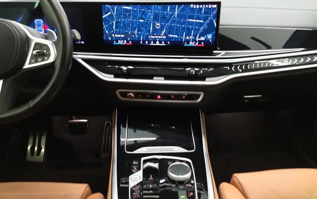 imagem-https://www.socarrao.com.br/sc-vehicle-images-prod/4380499/1792603831611-8577227_14_B_f5fc3398a2.jpeg