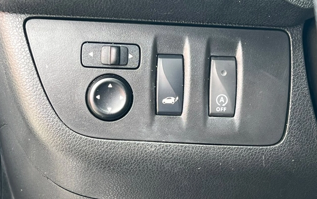 imagem-https://www.socarrao.com.br/sc-vehicle-images-prod/4380501/1792247089655-V2hhdHNBcHAgSW1hZ2UgMjAyNi0xMC0xNyBhdCAxMC4xMy4xNCAoMSkuanBlZw.jpeg