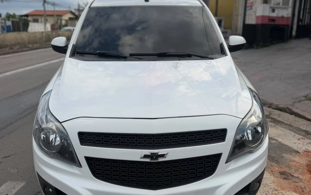 imagem-https://www.socarrao.com.br/sc-vehicle-images-prod/4380502/1792247263387-ODg5OTUxMDYtMGY5Yy00ZDRmLTk3NjktNDMxMmE1M2VlYjcyLmpwZWc.jpeg