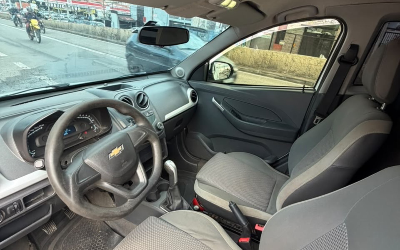 imagem-https://www.socarrao.com.br/sc-vehicle-images-prod/4380502/1792247263691-NTM2MGY3OTktZTlhZS00NjAwLWI2NTYtZmQ0N2E5ZjY3MGFkLmpwZWc.jpeg