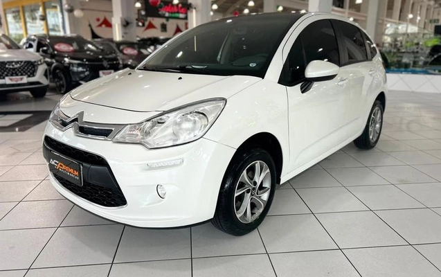 imagem-https://www.socarrao.com.br/sc-vehicle-images-prod/4380504/1792791808148-8552903_0_B_e4889d8e99.jpeg