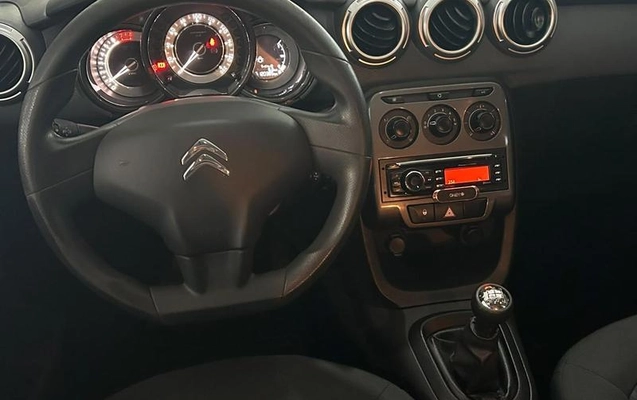 imagem-https://www.socarrao.com.br/sc-vehicle-images-prod/4380504/1792791808154-8552903_15_B_3ba8a05278.jpeg