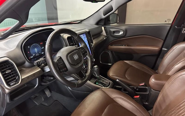 imagem-https://www.socarrao.com.br/sc-vehicle-images-prod/4380506/1792853950570-8578066_12_B_a2b1c311ab.jpeg