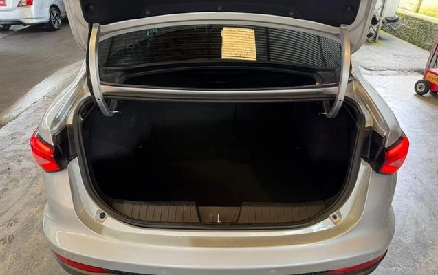 imagem-https://www.socarrao.com.br/sc-vehicle-images-prod/4380515/1792247618597-8572678_9_B_d46b1ed716.jpeg