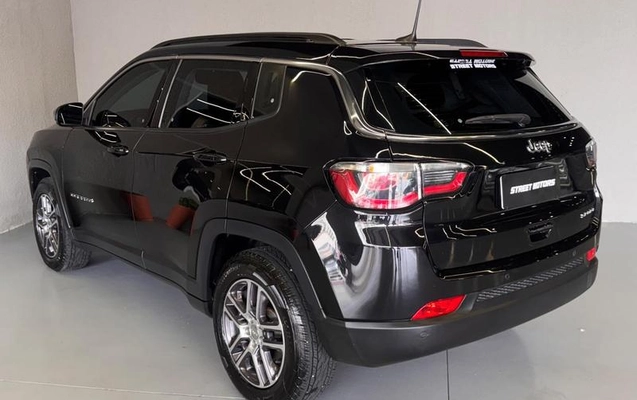 imagem-https://www.socarrao.com.br/sc-vehicle-images-prod/4380516/1792587609496-8557370_6_B_ec9ac85088.jpeg
