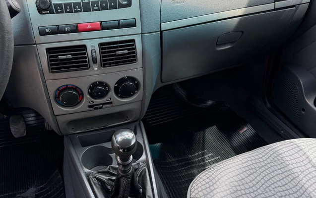imagem-https://www.socarrao.com.br/sc-vehicle-images-prod/4380517/1792247630247-79a038b064784da4bdf6cc3de290ed97_1792247531661.jpg