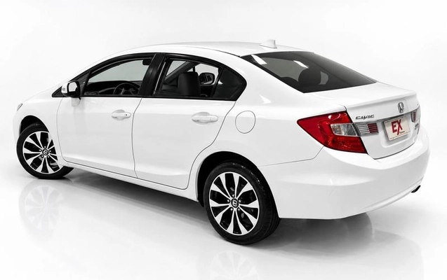 imagem-https://www.socarrao.com.br/sc-vehicle-images-prod/4380519/1792587308227-8581130_2_B_14d9290600.jpeg