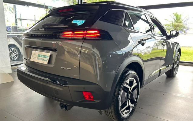 imagem-https://www.socarrao.com.br/sc-vehicle-images-prod/4380521/1792247736355-vehicle_image_1792247143_ad9ed2f18cc904f025be29ea7d73dab3.jpeg