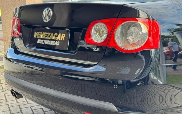 imagem-https://www.socarrao.com.br/sc-vehicle-images-prod/4380529/1792253892950-8581103_18_B_8c72b5bc6a.jpeg
