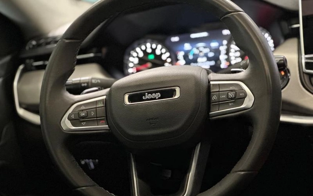 imagem-https://www.socarrao.com.br/sc-vehicle-images-prod/4380530/1792261037231-8580520_17_B_a9cd143177.jpeg