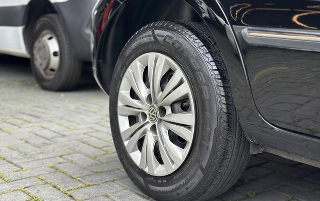 imagem-https://www.socarrao.com.br/sc-vehicle-images-prod/4380542/1792248212409-8517685_9_B_102335132c.jpeg
