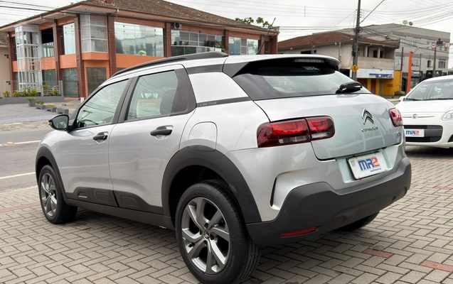 imagem-https://www.socarrao.com.br/sc-vehicle-images-prod/4380546/1792248315073-003_a0d21d50bc581477739480a5f5c44db1.jpg