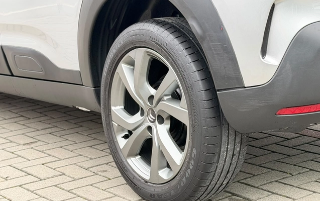 imagem-https://www.socarrao.com.br/sc-vehicle-images-prod/4380546/1792248315082-003_23bd5cd19985489ca05ccbeb820f62f1.jpg