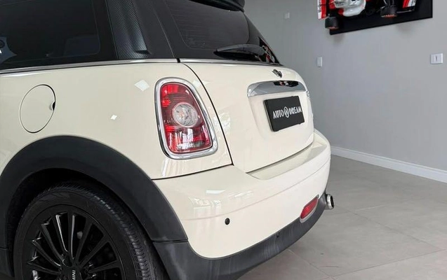 imagem-https://www.socarrao.com.br/sc-vehicle-images-prod/4380547/1792523748110-8581194_4_B_7aa196c88a.jpeg