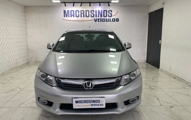 imagem-https://www.socarrao.com.br/sc-vehicle-images-prod/4380556/1792248716797-Zm90by0wNS5qcGc.jpg