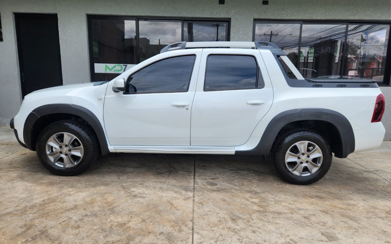 imagem-https://www.socarrao.com.br/sc-vehicle-images-prod/4380557/1792248717537-V2hhdHNBcHAgSW1hZ2UgMjAyNi0xMC0xNyBhdCAxMS4xOS40OC5qcGVn.jpeg