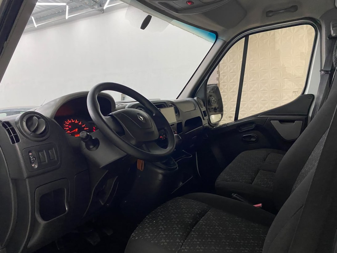 imagem-https://www.socarrao.com.br/sc-vehicle-images-prod/4380560/1792248759780-Zm90by0wNi5qcGc.jpg