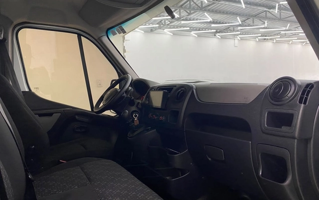 imagem-https://www.socarrao.com.br/sc-vehicle-images-prod/4380560/1792248759856-Zm90by0wNy5qcGc.jpg
