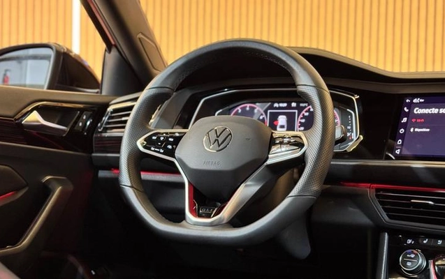 imagem-https://www.socarrao.com.br/sc-vehicle-images-prod/4380562/1792248846079-8569403_18_B_666aff53f2.jpeg