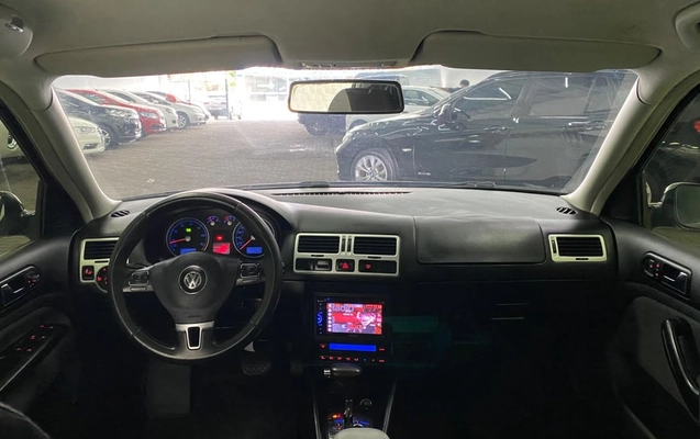 imagem-https://www.socarrao.com.br/sc-vehicle-images-prod/4380564/1792248891316-Zm90by0wNi5qcGc.jpg