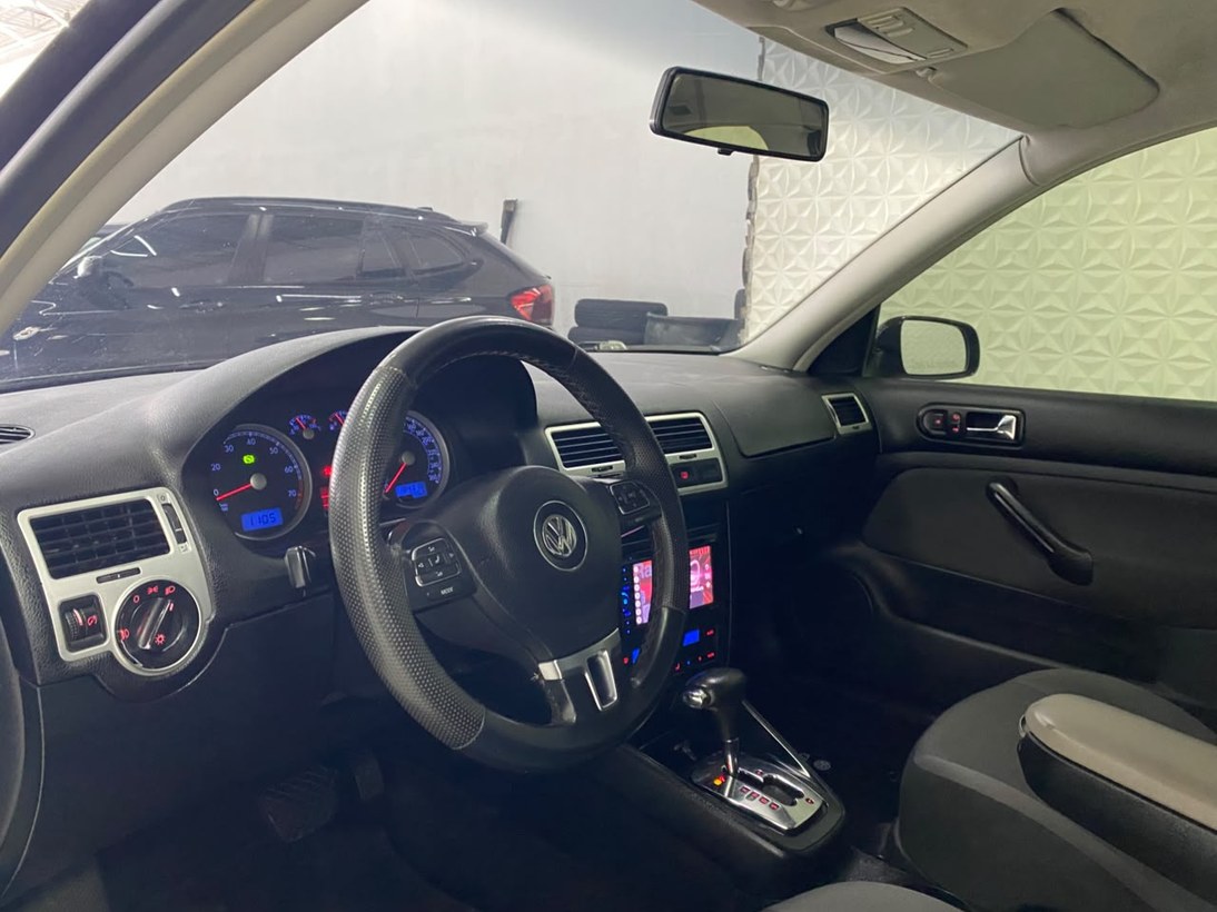 imagem-https://www.socarrao.com.br/sc-vehicle-images-prod/4380564/1792248891451-Zm90by0wOS5qcGc.jpg