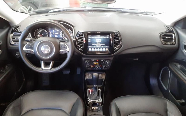 imagem-https://www.socarrao.com.br/sc-vehicle-images-prod/4380575/1792668447023-8580757_5_B_d36c5dce6b.jpeg