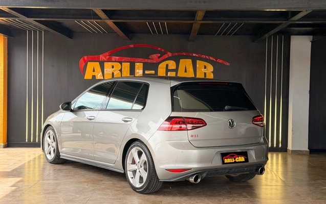 imagem-https://www.socarrao.com.br/sc-vehicle-images-prod/4380577/1792250676418-8579421_16_B_546d81535f.jpeg