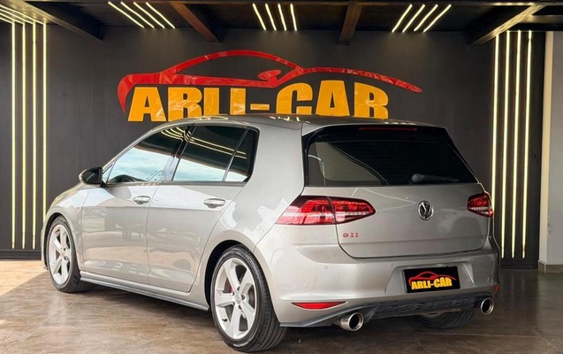 imagem-https://www.socarrao.com.br/sc-vehicle-images-prod/4380577/1792250676420-8579421_13_B_38964ee502.jpeg