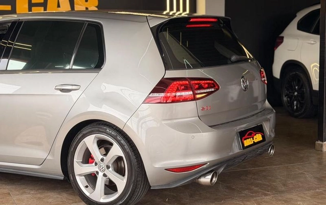 imagem-https://www.socarrao.com.br/sc-vehicle-images-prod/4380577/1792250676435-8579421_16_B_7cece6dd73.jpeg