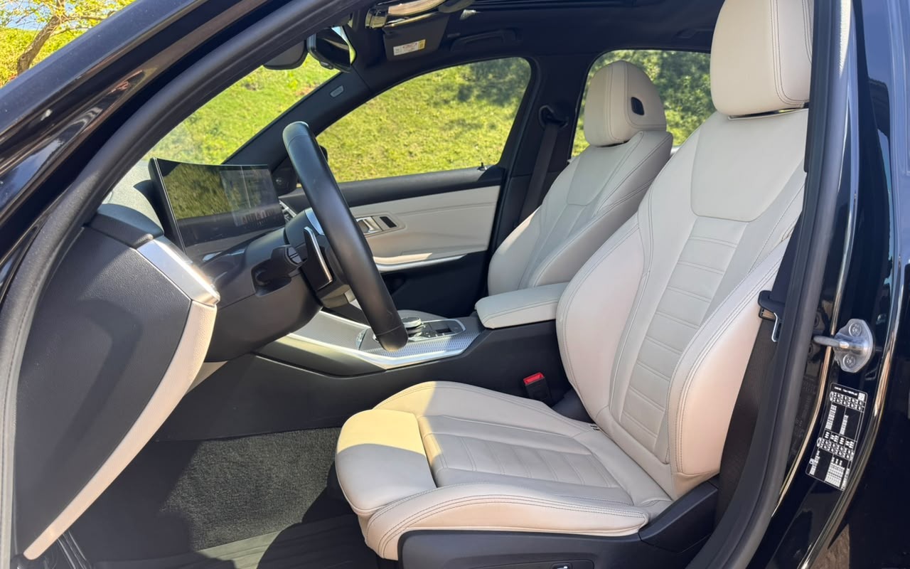 imagem-https://www.socarrao.com.br/sc-vehicle-images-prod/4380647/1792249615328-V2hhdHNBcHAgSW1hZ2UgMjAyNi0xMC0xNyBhdCAxMS4wOS4yMS5qcGVn.jpeg