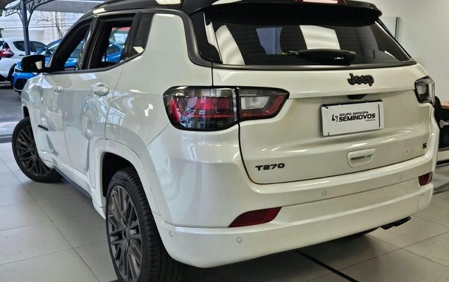 imagem-https://www.socarrao.com.br/sc-vehicle-images-prod/4380651/1792249675512-8545232_8_B_99e5c3f429.jpeg