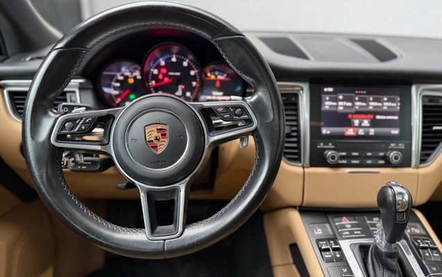 imagem-https://www.socarrao.com.br/sc-vehicle-images-prod/4380865/1792250596073-93f00e98-3d98-4267-813c-4cc9cf185313.jpg
