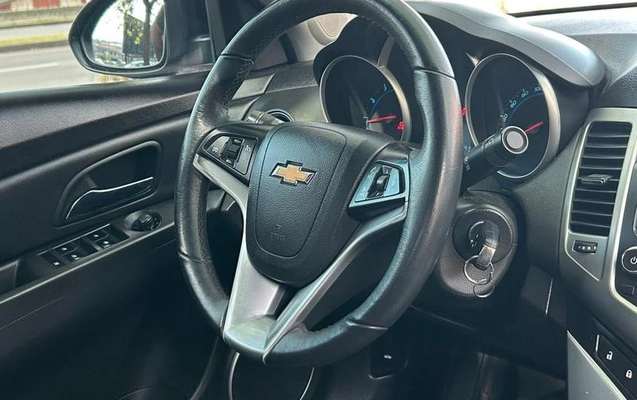 imagem-https://www.socarrao.com.br/sc-vehicle-images-prod/4380952/1792525033858-8578980_1_B_3b6e17d36c.jpeg