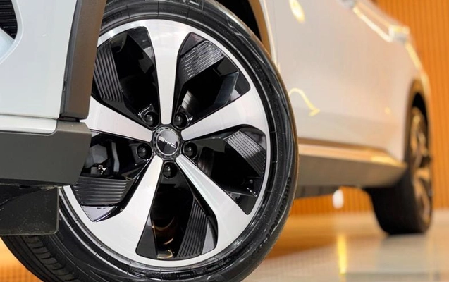 imagem-https://www.socarrao.com.br/sc-vehicle-images-prod/4381018/1792251702106-8534780_4_B_469b53dccd.jpeg