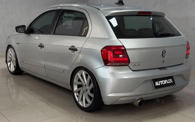 imagem-https://www.socarrao.com.br/sc-vehicle-images-prod/4381028/1792430402860-8580087_10_B_ede1dbad04.jpeg